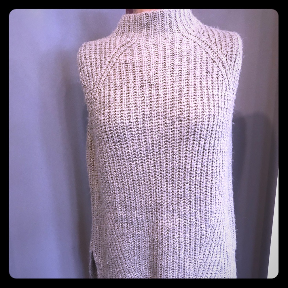 Massimo tan sleeveless sweater